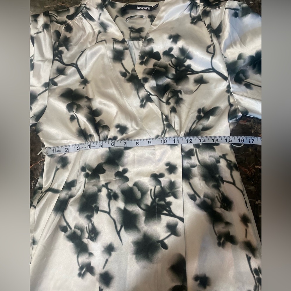 Rotate Birger Christensen abstract floral-print satin wrap dress NWOTS(No Belt) - Picture 9 of 10